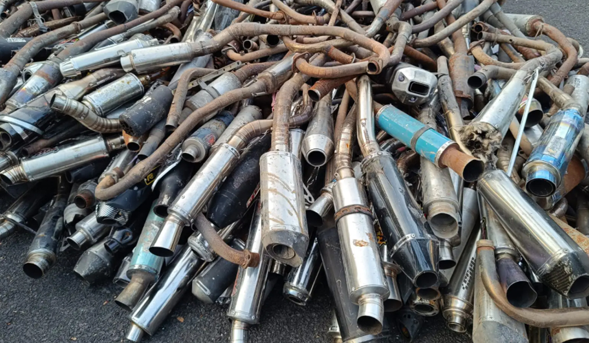 Bukan Tilang, Kota Ini Berlakukan Denda Kambing Buat yang Pakai Knalpot Brong