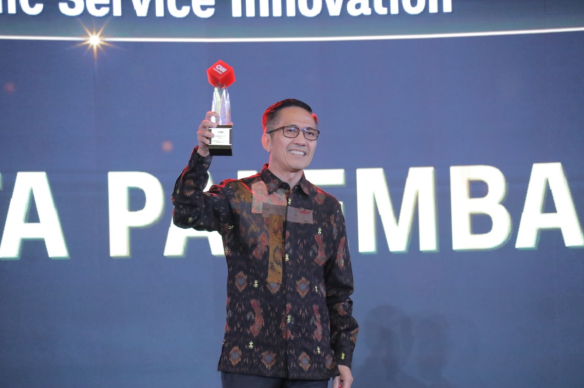 Dewa Sabet Penghargaan Leading Public Service Innovation