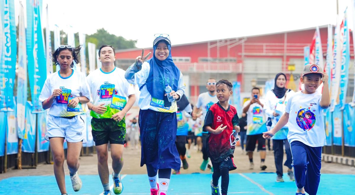 2500 Peserta PLN Mobile Color Run Berhasil Ramaikan Benteng Kuto Besak