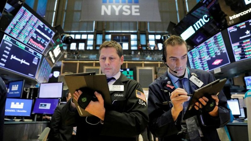 Lantai Bursa AS Senin 23, Meret 2023 Atau Selasa WIB,  Wall Street Turun Terseret Saham Bank, Nasdaq Menguat