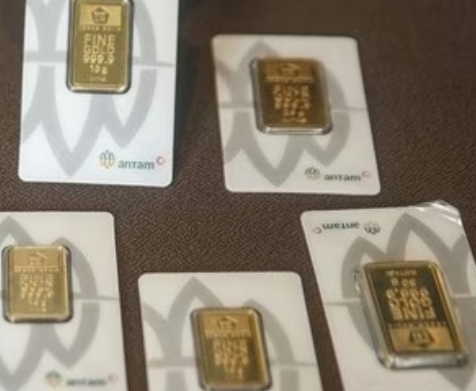 Emas Antam Hari Ini Minggu 7 Desember Naik atau Turun, Tercatat Stagnan, Ukuran 3 Gram Pas di Rp 7 Juta