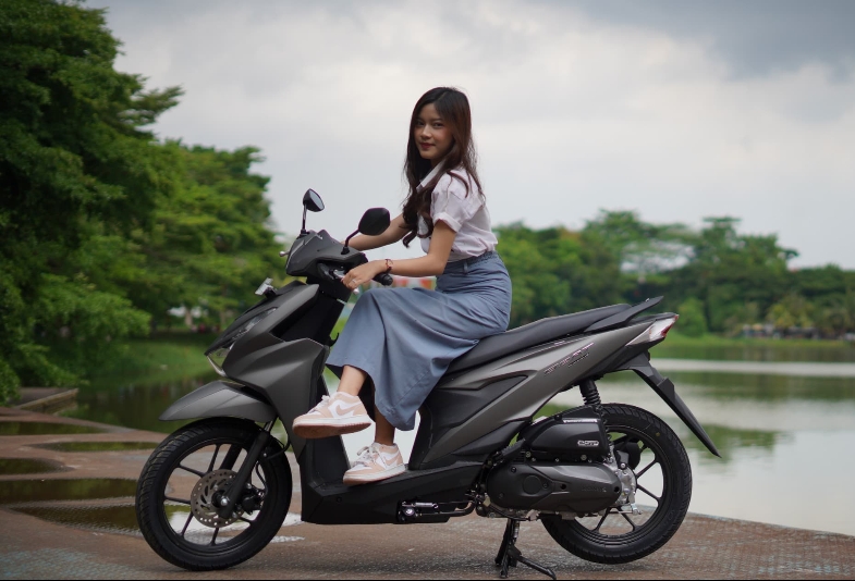 Program Akhir Tahun Lebih Untung, Astra Motor Sumsel Tawarkan Promo Spesial Beli Motor Honda