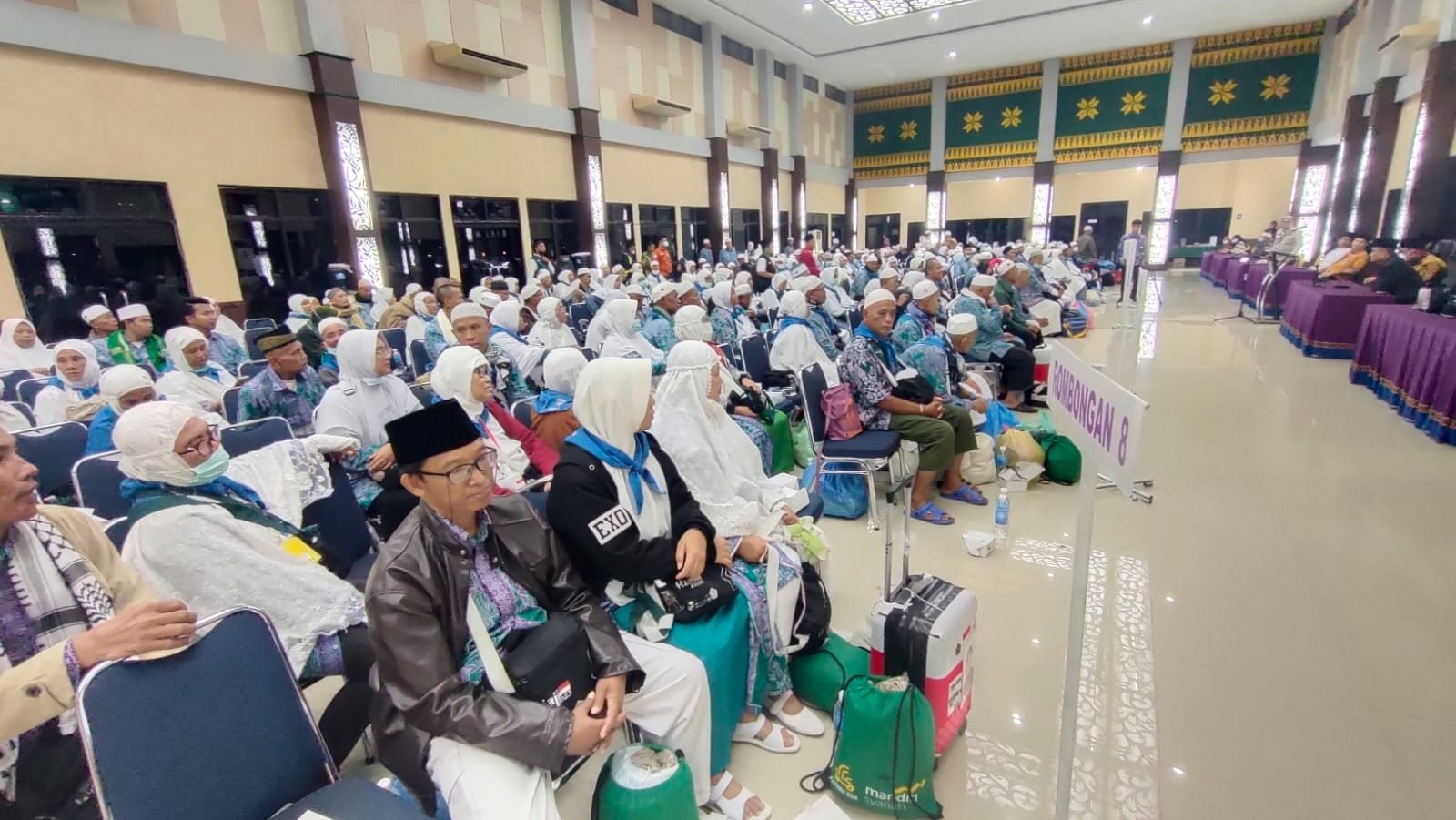 Alhamdulillah, Jemaah Haji Kloter I OKU Timur Tiba di Bandara SMB II Palembang