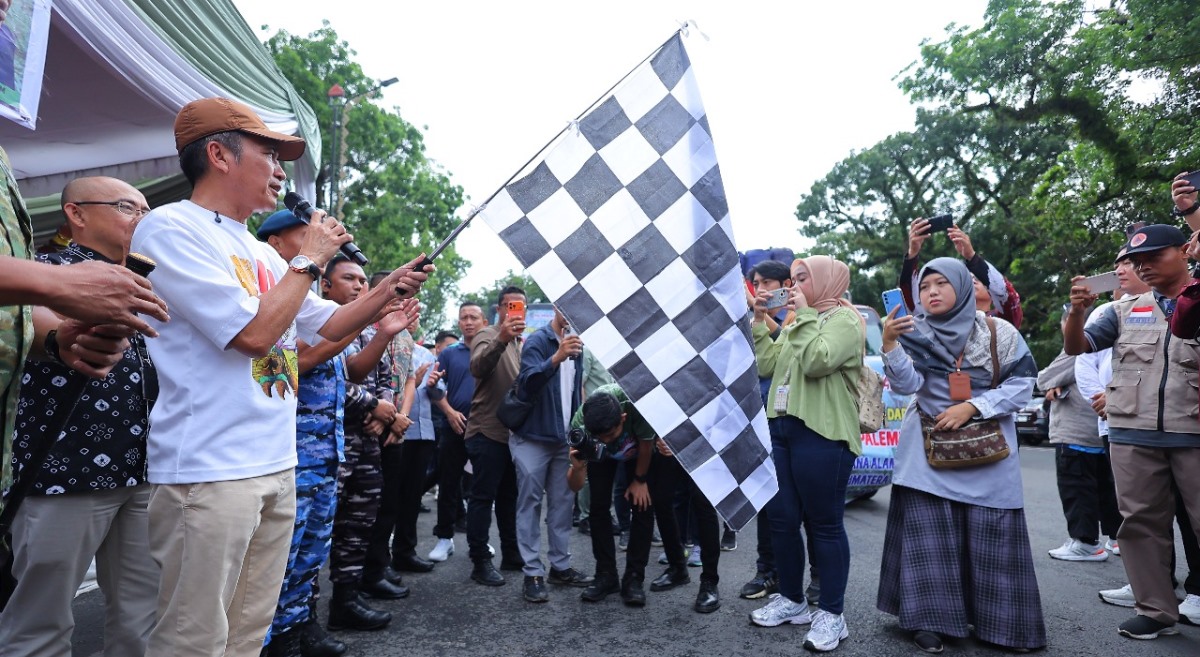 Dinas Pendidikan Kota Palembang Kirim 5 Truk Bantuan Kemanusiaan untuk Korban Bencana Aceh, Sumbar, dan Sumut