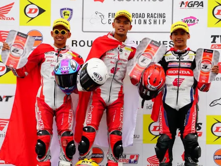 3 Pebalap AHRT Naik Podium ARRC 2024 Kelas AP250 dan SS600 di Pertamina Mandalika International Circuit