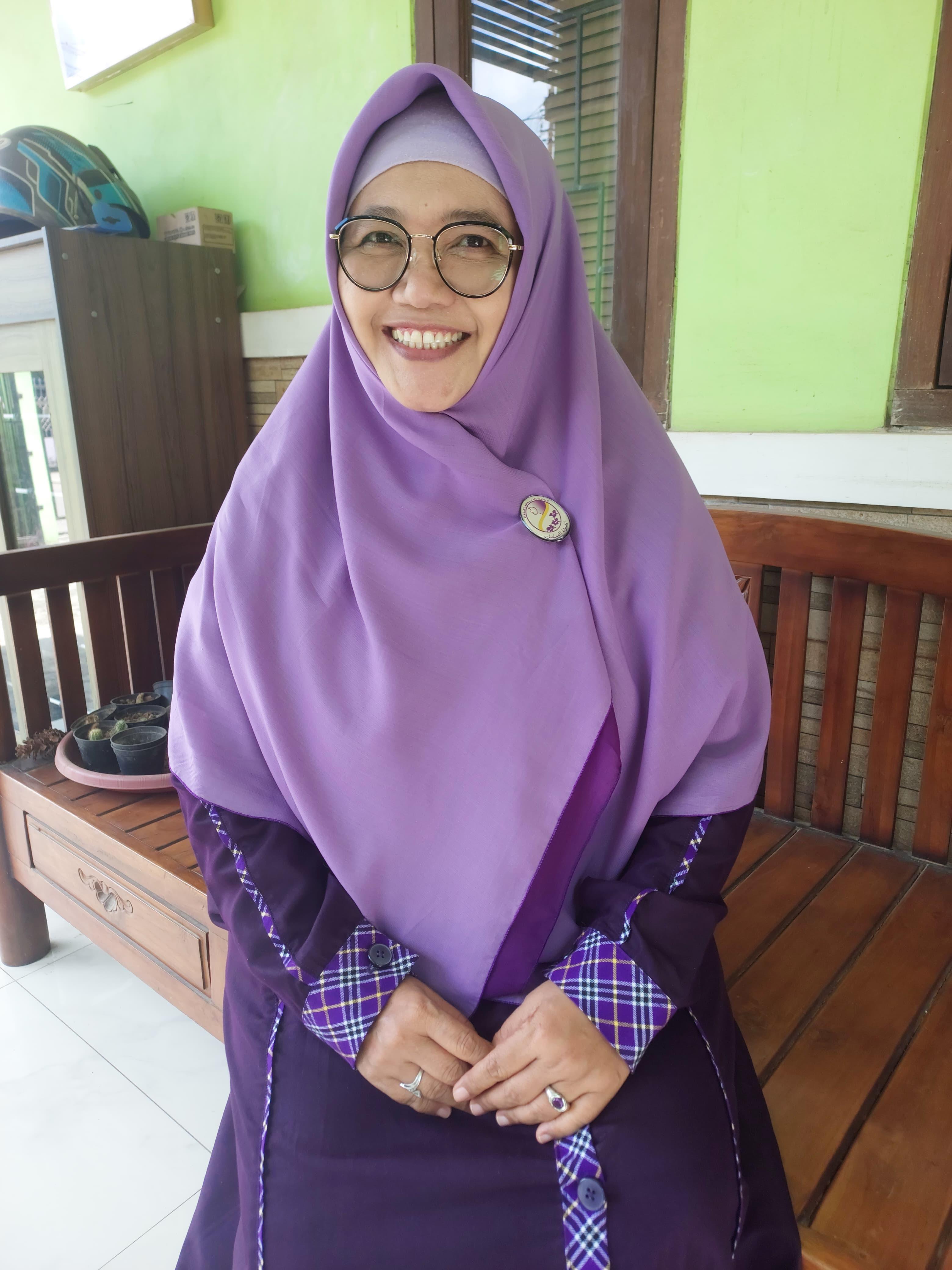 Dosen UBD Raih Gelar Doktor di Bidang Pendidikan Bahasa Indonesia