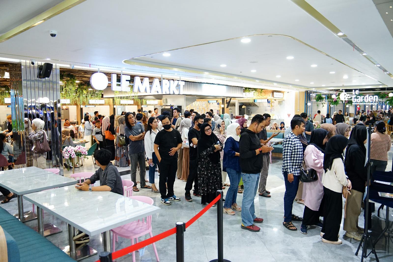 Jajan QRIS Rp1 Dapat Gratis Minuman di Le Garden & Le Markt, Promo Belanja Unik di PIM