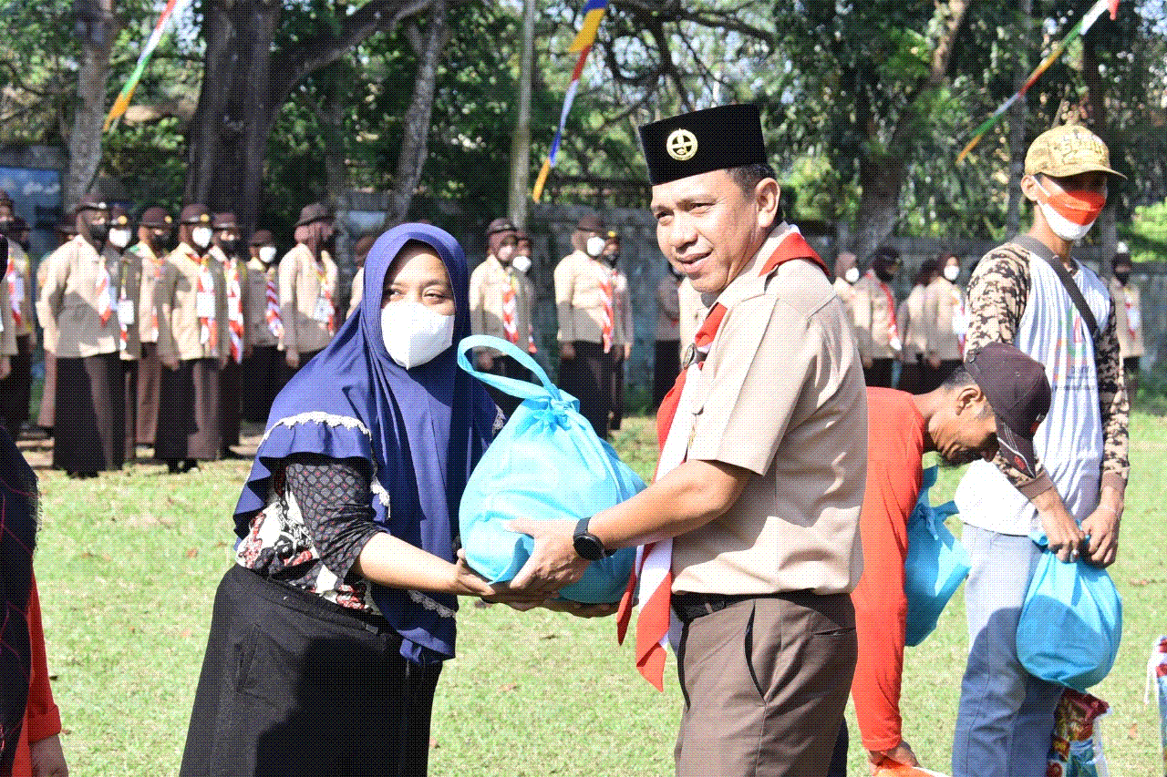   Berkemah, Perkuat Solidaritas dan Kemampuan Diri