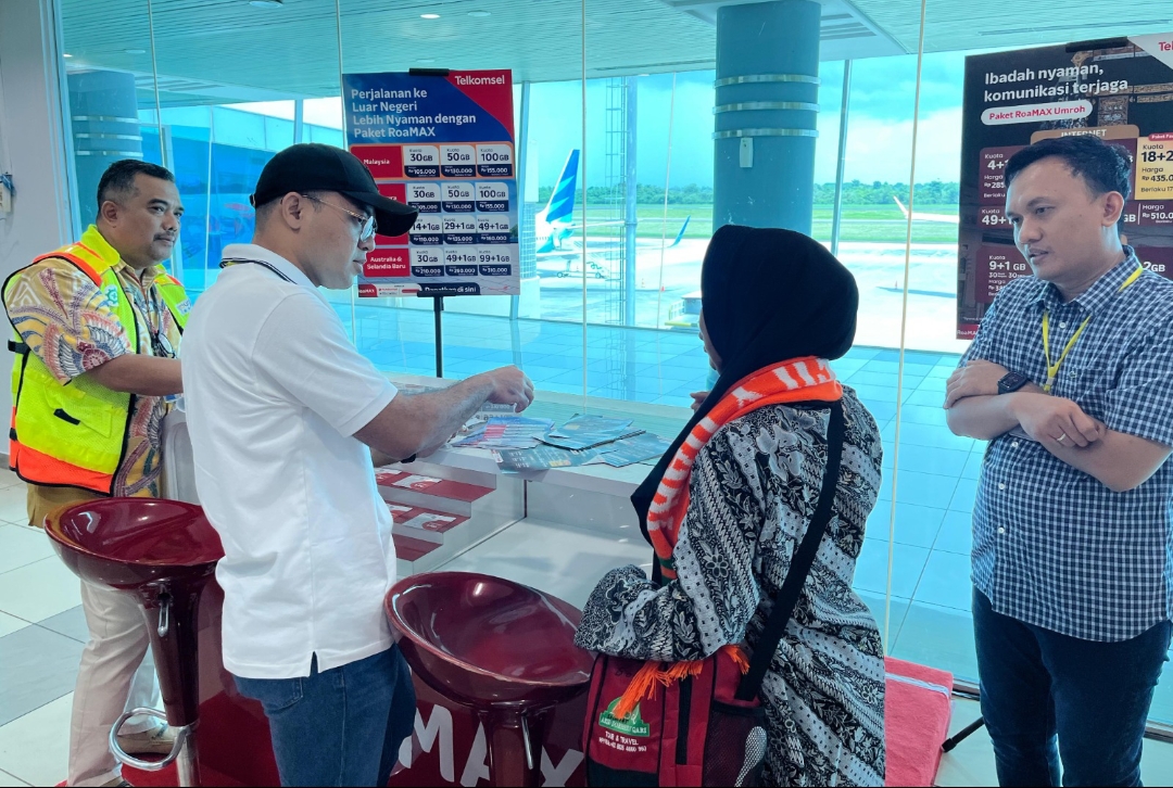 Telkomsel Hadirkan Pusat Informasi Layanan Roaming Internasional di Bandara SMB II Palembang