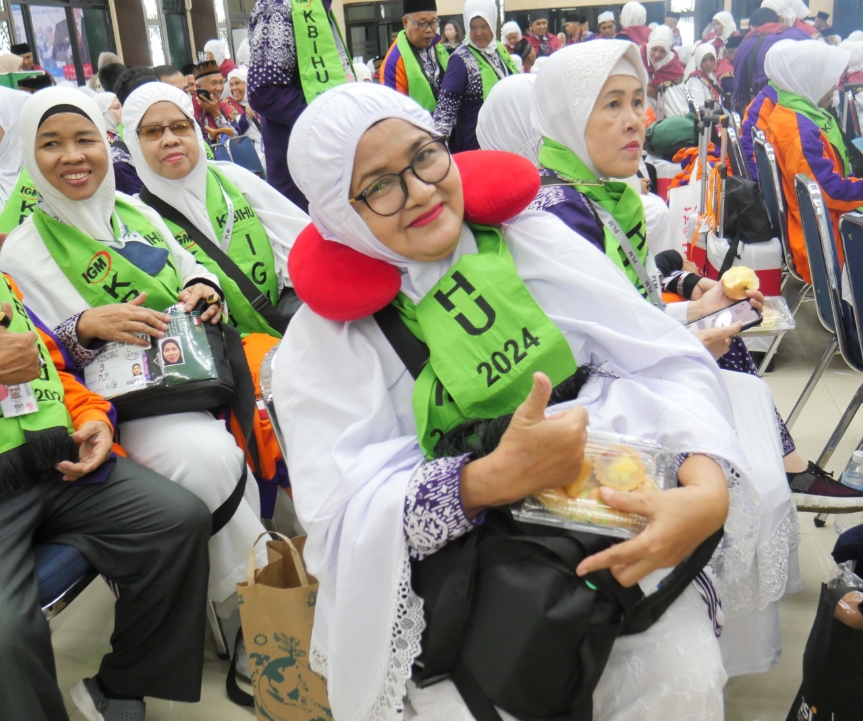Jemaah Haji Kloter 9 Embarkasi Palembang Gelombang 1 Telah Berangkat Siang Ini 