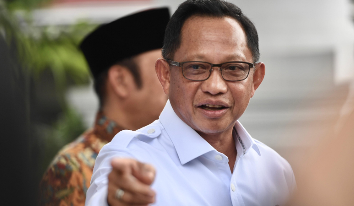 Mendagri Minta Gubernur se-Indoneisa Gratiskan Pajak Kendaraan Listrik