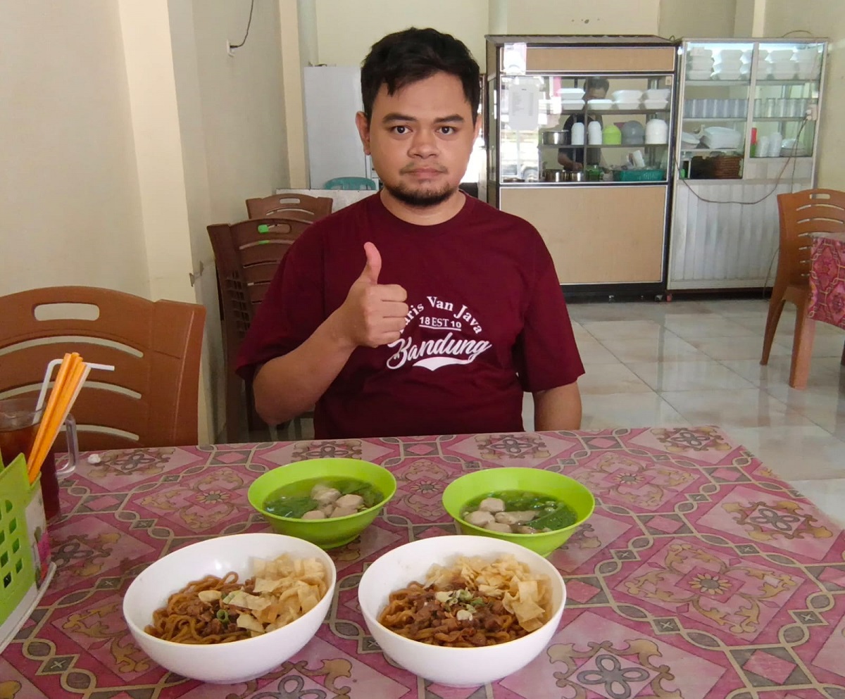 Jajan Hemat di Mie Yamin Sebelas 12 Talang Jambe, Mulai Rp 10 Ribuan Aja 