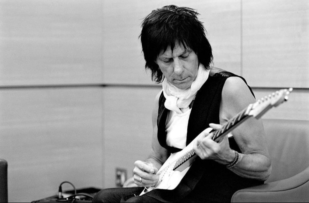 Terserang Meningitis, Jeff Beck Sang Legenda Gitar Tutup Usia