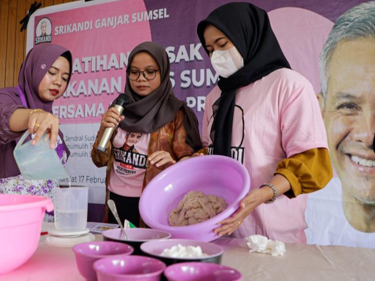 Hadirkan Dapuria, Srikandi Ganjar Ajak Perempuan di Prabumulih Lebih Berdaya