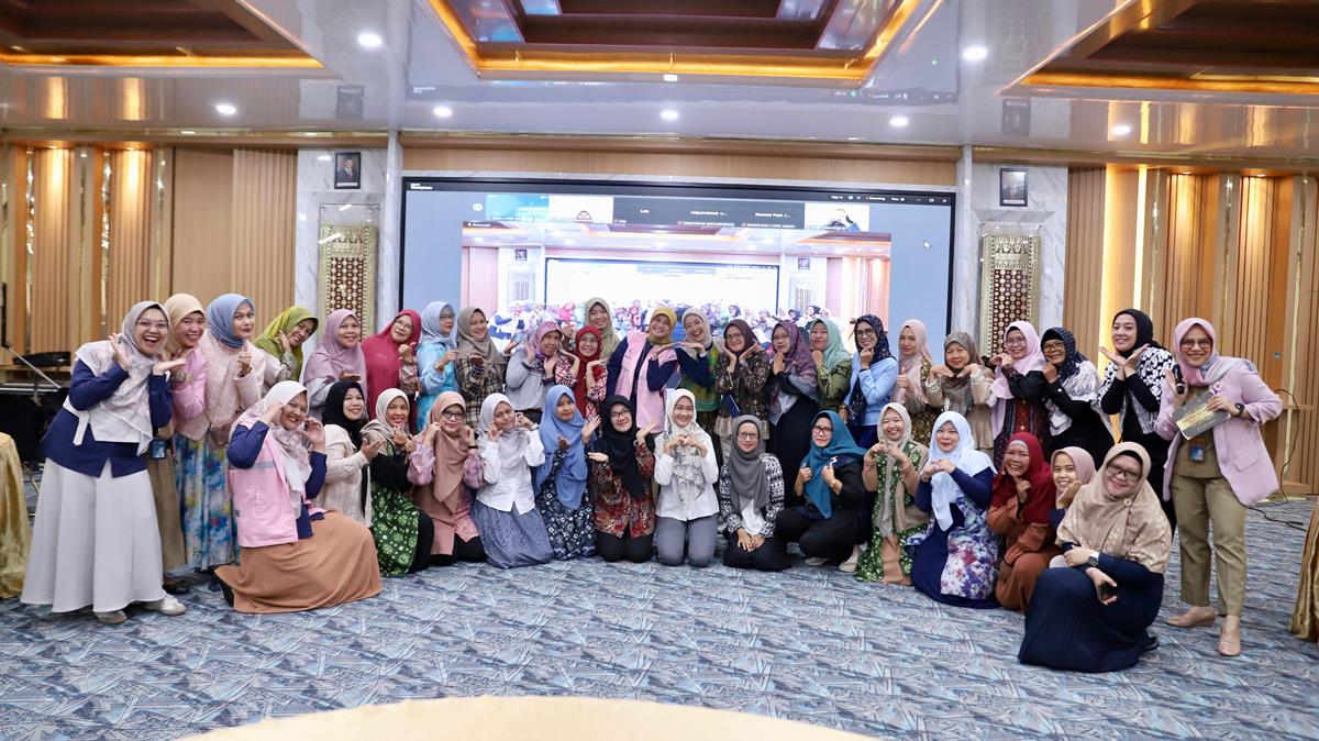 Srikandi PLN PUSDIKLAT dan PLN UPDL Palembang Gelar Workshop, Asah Keterampilan Bagi Ibu-Ibu Komunitas