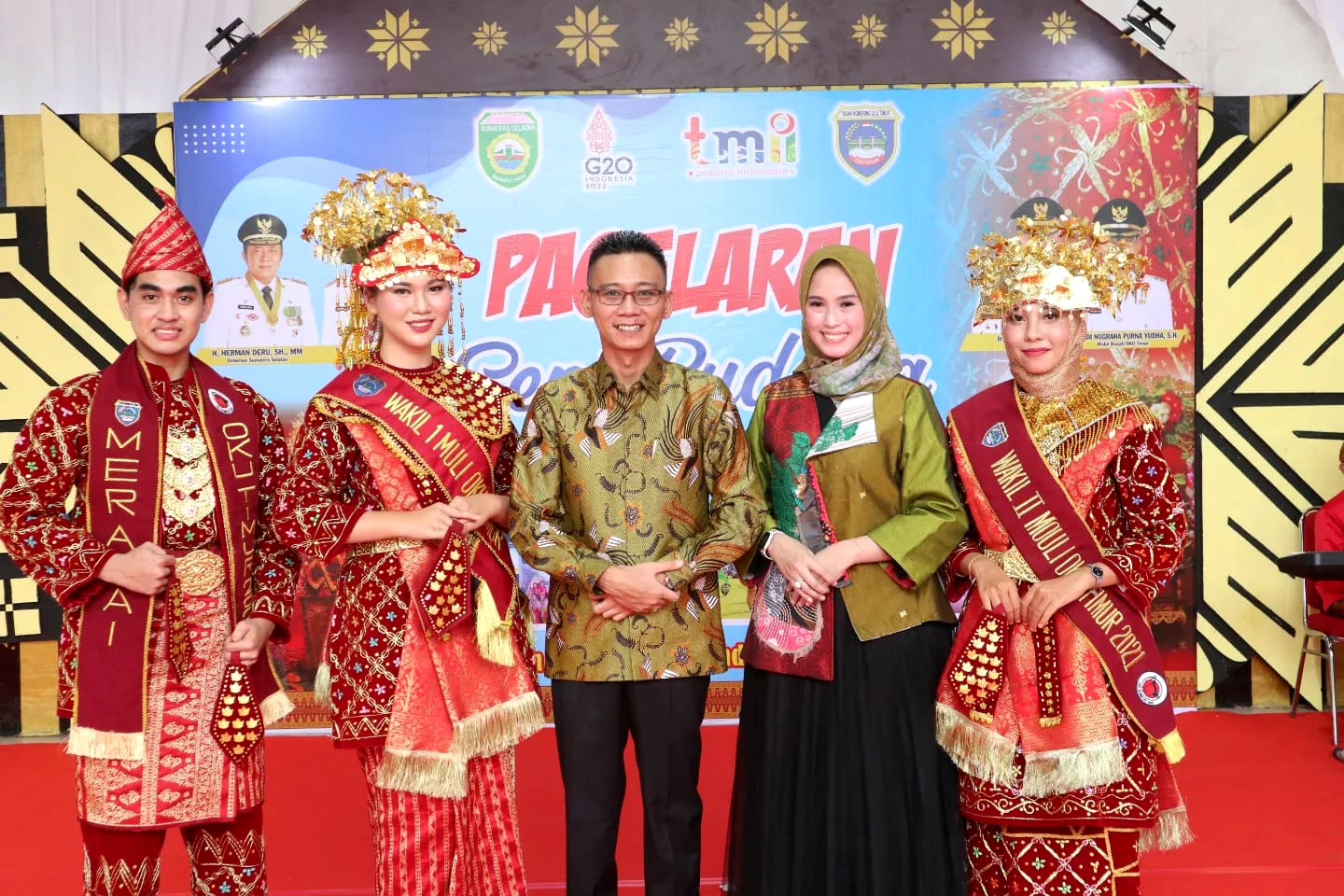 Pagelaran Seni Budaya OKU Timur di TMII sebagai Wahana Pelestarian dan Pengembangan Seni Budaya