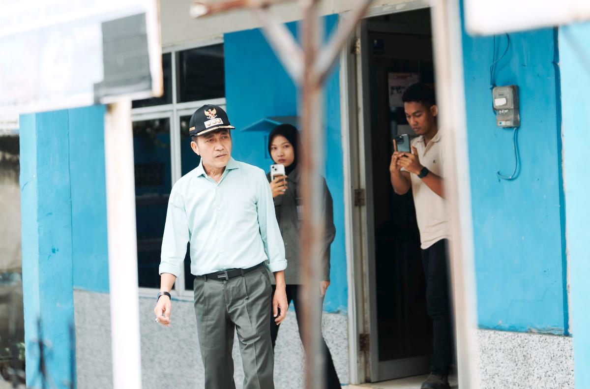 Ratu Dewa Berang! Tak Ada ASN saat Kunjungan ke Kantor Lurah: Honorernya Lebih Disiplin