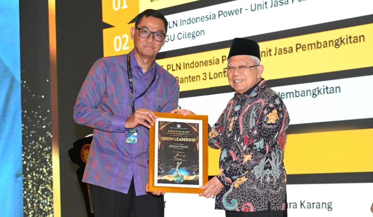 PLN Pecah Rekor KLHK 2023, Dua Tahun Berturut-turut Darmawan Prasodjo Raih Green Leadership Utama Award