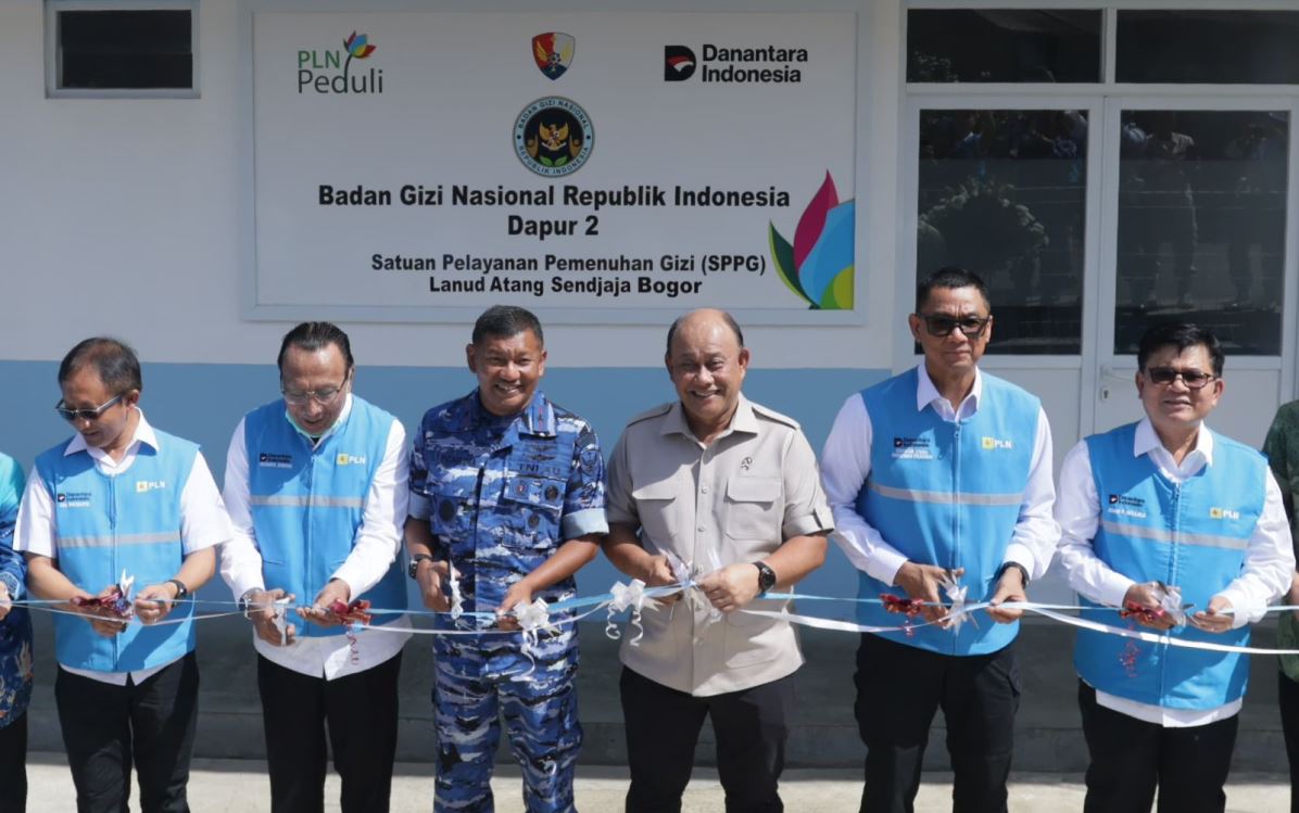 Salurkan Program Gizi Keluarga Sehat, PLN Bersama TNI AU Bangun Dapur 2 SPPG di Lanud Atang Sendjaja