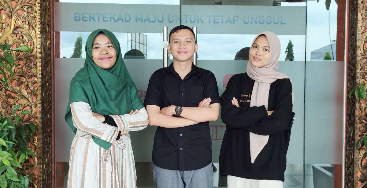 UBD Kembali Raih Prestasi di Kompetisi Debat Bahasa Inggris se-Sumatera dan Kalimantan