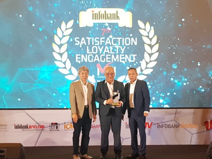Bank Sumsel Babel Raih Penghargaan Layanan Terbaik se-Indonesia Versi Infobank
