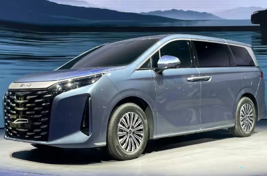 BYD Kenalkan Rival Toyota Alphard, Namanya Xia Diambil dari nama Dinasti Tertua China, Ini Spesifikasinya