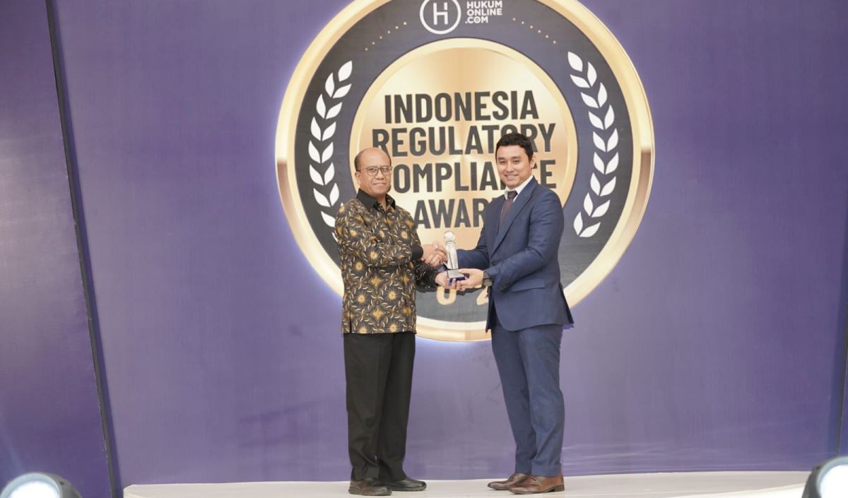 PLN Group Borong 5 Penghargaan dalam Indonesia Regulatory Compliance Awards 2024