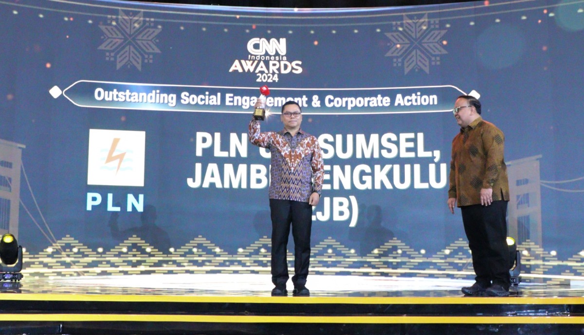 PLN UID S2JB Raih Penghargaan Outstanding Social Engagement & Corporate Action di Ajang CNN Awards