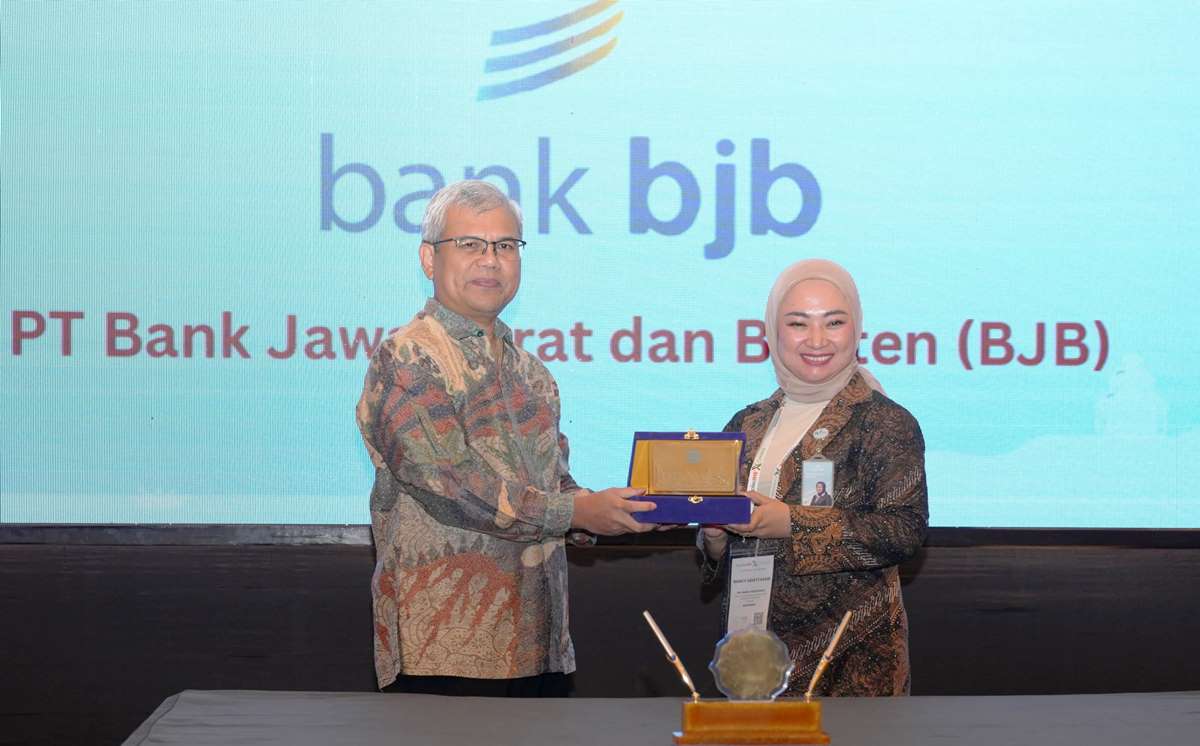 bank bjb - Universitas Negeri Sebelas Maret MoU Bidang Pendidikan, Penelitian, dan Pengabdian Masyarakat