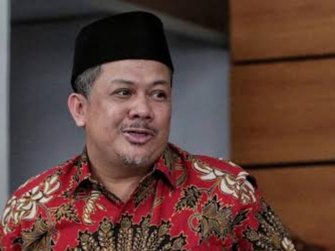 Fahri Hamzah  Usul Dana Entertaint Bagi Kepala Desa 