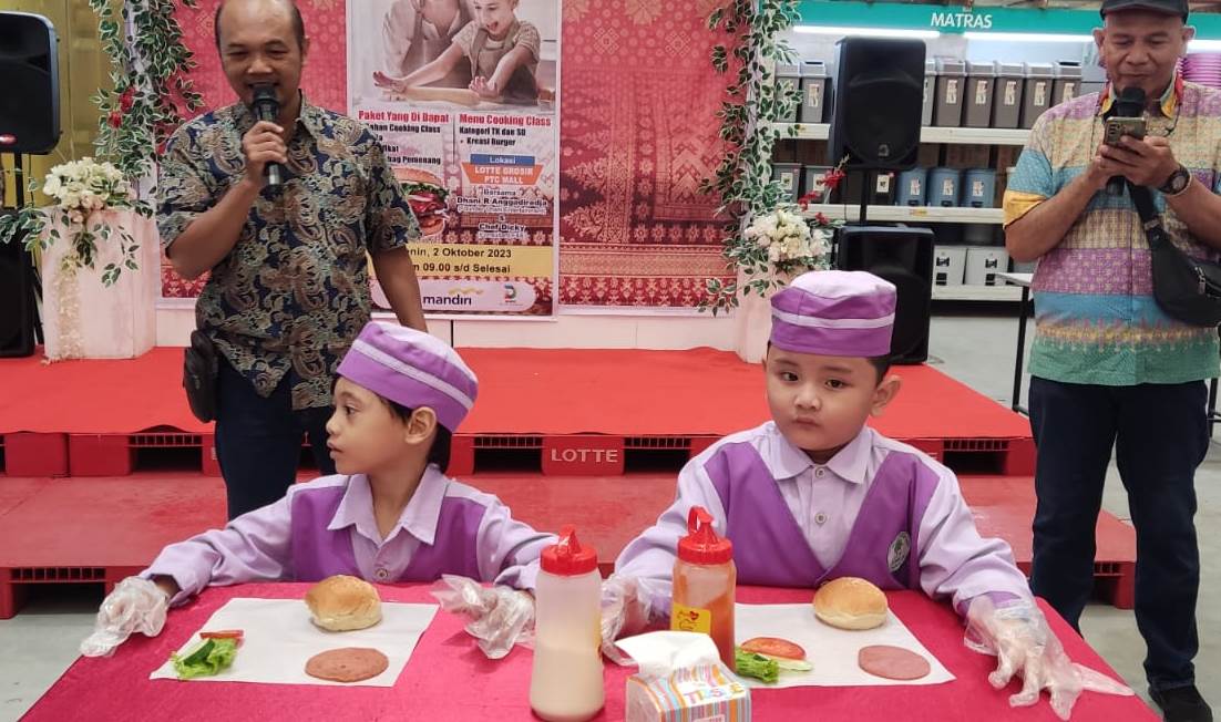 Bikin Gemes, Ada Burger Bisa Senyum Tampil di Cooking Competition