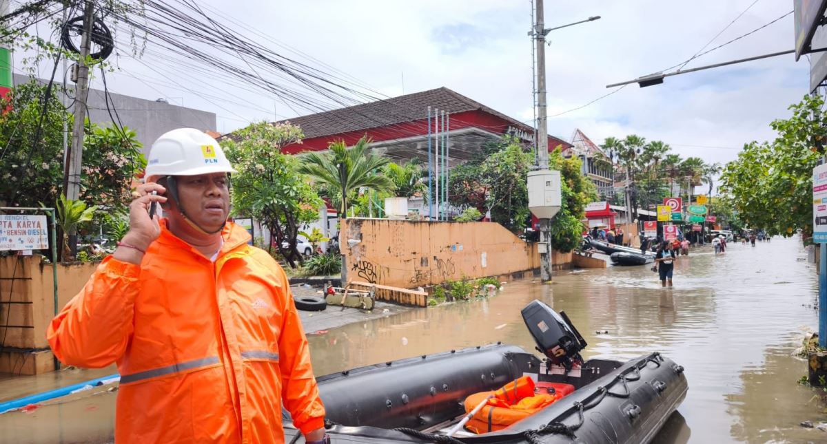 PLN Pulihkan Listrik Pascabencana, Warga Bali Kembali Beraktivitas