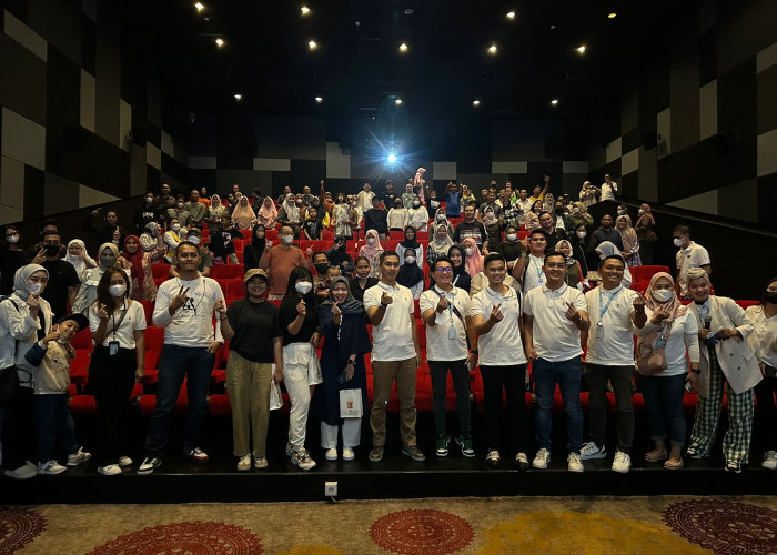 Bank bjb Manjakan Nasabah di Palembang Nonton Film Avatar Melalui bjb Widescreen