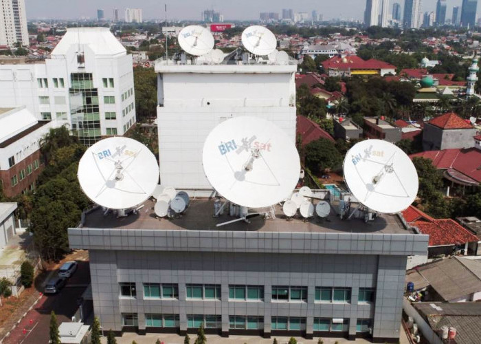  Akses Layanan BRI Tetap Terjaga di Daerah Terisolir Bencana Banjir Bandang melalui Satelit