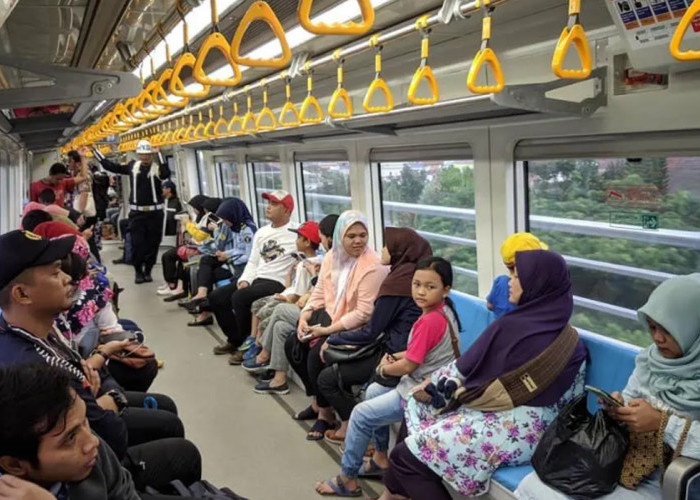 Selama Ramadan LRT Sumsel Perbolehkan Penumpang Minum-Makanan Ringan Saat Buka Puasa