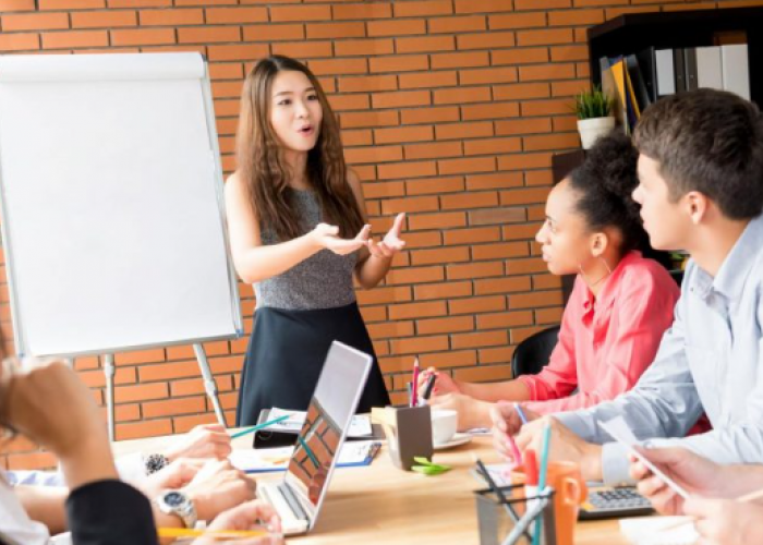 Mudah, 7 Tips Belajar Public Speaking yang Benar Bagi Pemula