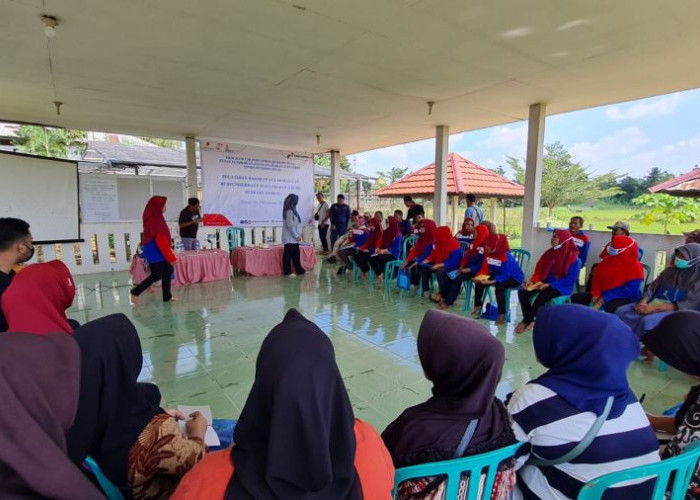 Pertamina Pendopo Latih Petani Manfaatkan Tanaman  Obat Herbal