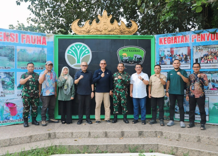 Barrier TNWK 138 Km untuk Gajah Way Kambas Segera Rampung, Semen Baturaja Kokohkan Infrastruktur Konservasi