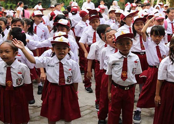 Disdik Palembang: Tak Ada Perubahan Aturan Seragam Sekolah, Masih Banyak Peserta Didik yang Kurang Mampu