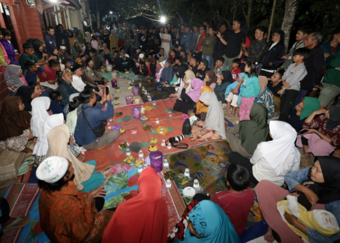 Gaet Suara Pemilih, Capres Ganjar Pranowo Nginap di Rumah Warga 