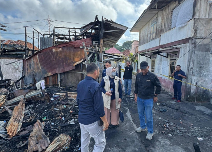 Pusri Salurkan Bantuan untuk Warga Terdampak Kebakaran di Jalan Sultan Agung 1 Ilir Palembang   