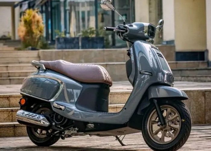 Suzuki Resmi Luncurkan 'Suzuki S125T', Skuter Matic Retro Seharga Rp 21 Juta