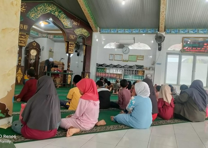 80 Santri Madin Masjid Raya Sukur Ikut Didikan Subuh 