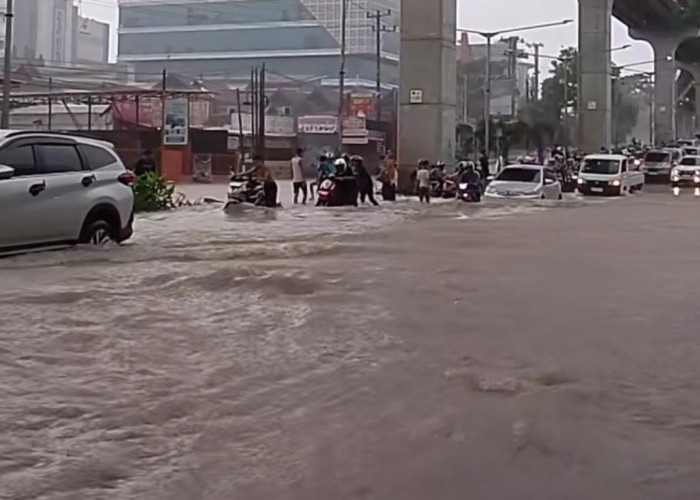 Palembang Banjir Parah 14 Mei 2024, Warganet Sindir PJ Walikota Ratu Dewa dan Balihonya, Apa Solusinya!