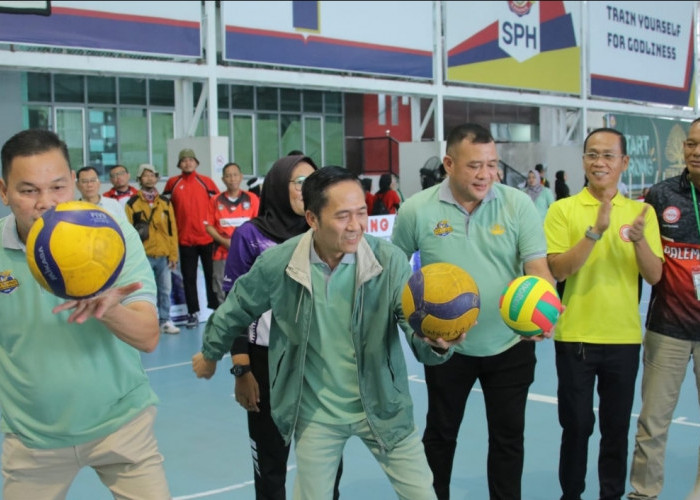 Turnamen Voli Korpri Piala Walikota Palembang Pecahkan Rekor Peserta