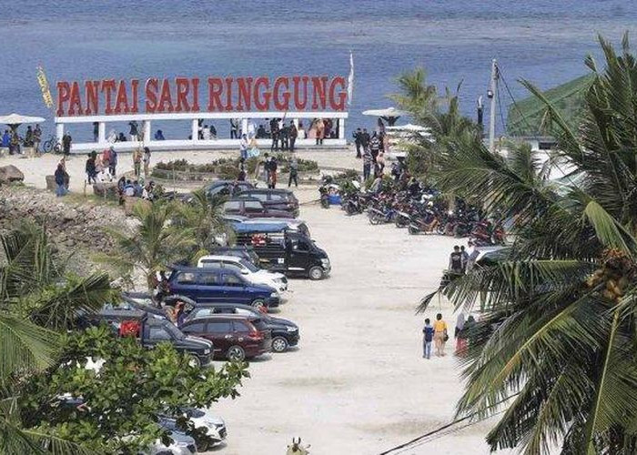 Jelajah Wisata di Pantai Sari Ringgung, Mulai dari Daya Tarik, Harga Tiket, Jam Buka hingga Rute