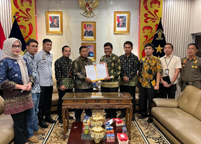 Kemenkum Sumsel Kawal Harmonisasi Penyusunan Raperwali Pengelolaan Sampah di Kota Palembang 