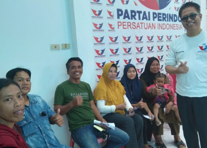 Partai Perindo Bagi-bagi 2000 Kacamata Gratis, Targetkan Perolehan Kursi Naik 100 Persen 