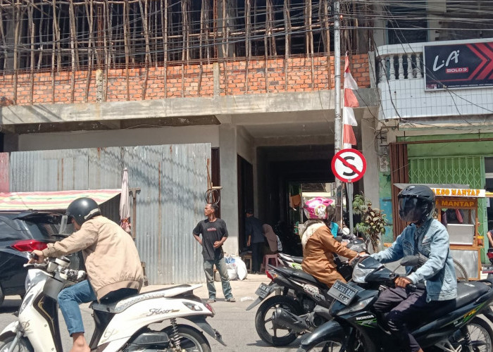 Mirip Kasus di Pluit, Pemilik Ruko di Pasar III Muara Enim Bikin Warga Meradang
