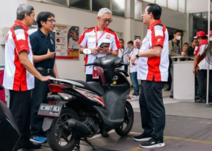 AHM Bersama 1.633 Dealer Sepeda Motor Honda Apresiasi Konsumen di Hari Pelanggan Nasional 2024